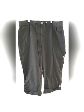 PENNINGTONS In Every Story Black Cargo Style Cotton Blend Capris Size 22